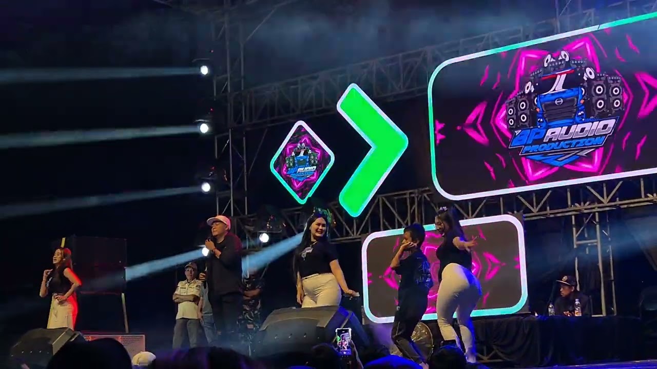 BP AUDIO TOUR MANUNGGAL JOMBANG WITH DANCER KARNAVAL JATIM 