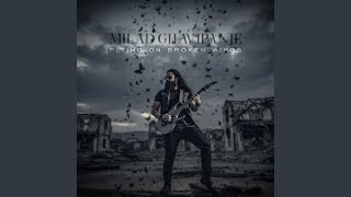 Download lagu Broken Dreams