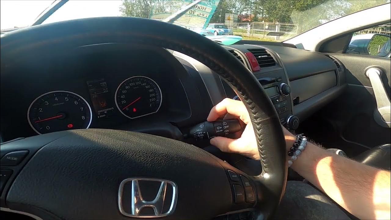 How to Enable or Disable Front Windshield Wipers in Honda CRV III