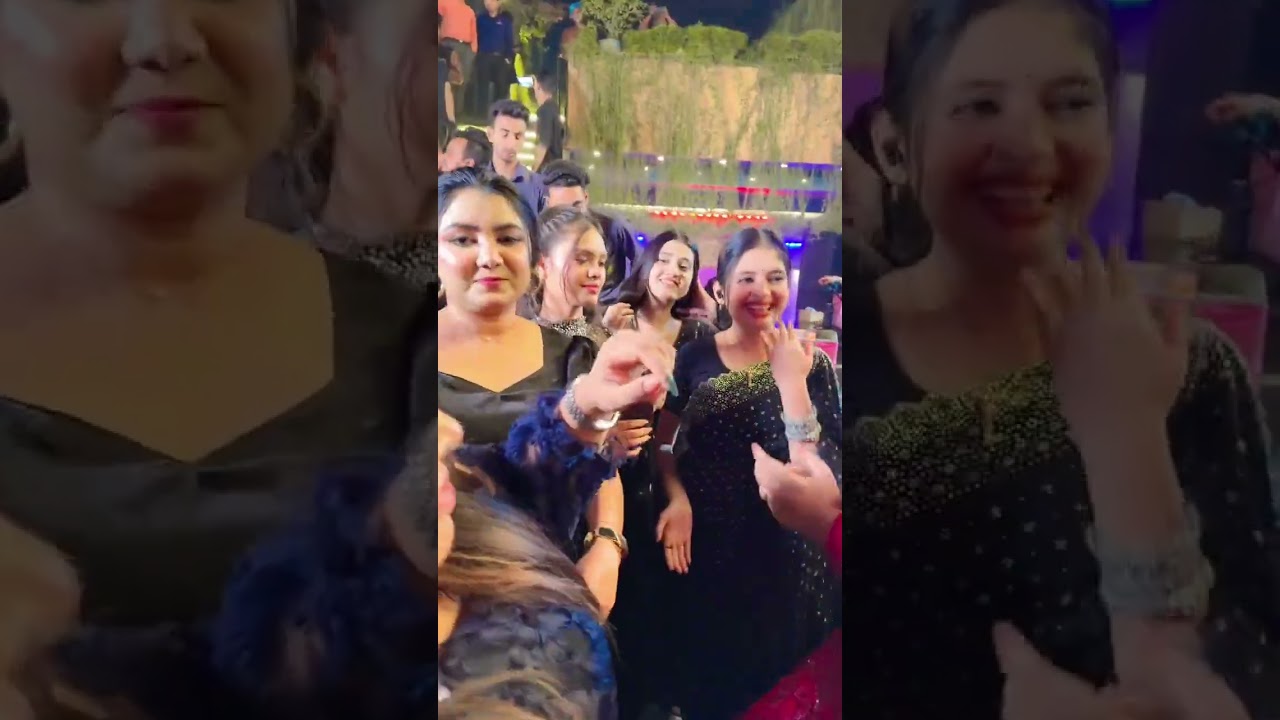 ওমির বার্থডে তে আমরা।