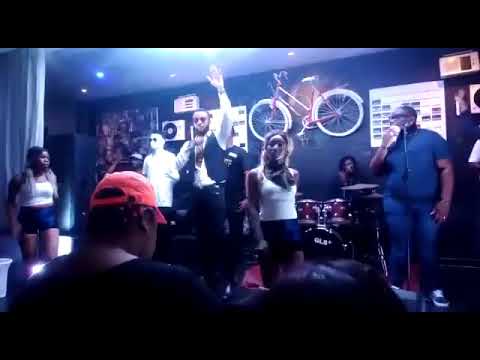 Mike Alabi - Live @ Hollywood Boulevard - Medley