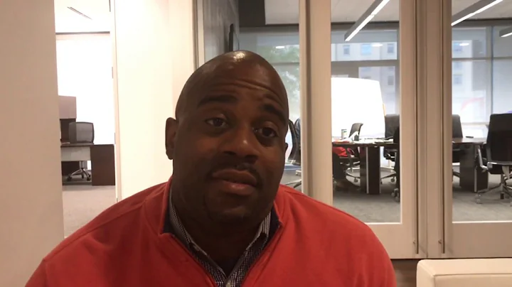 A Quick Look: Darryl Maxwell