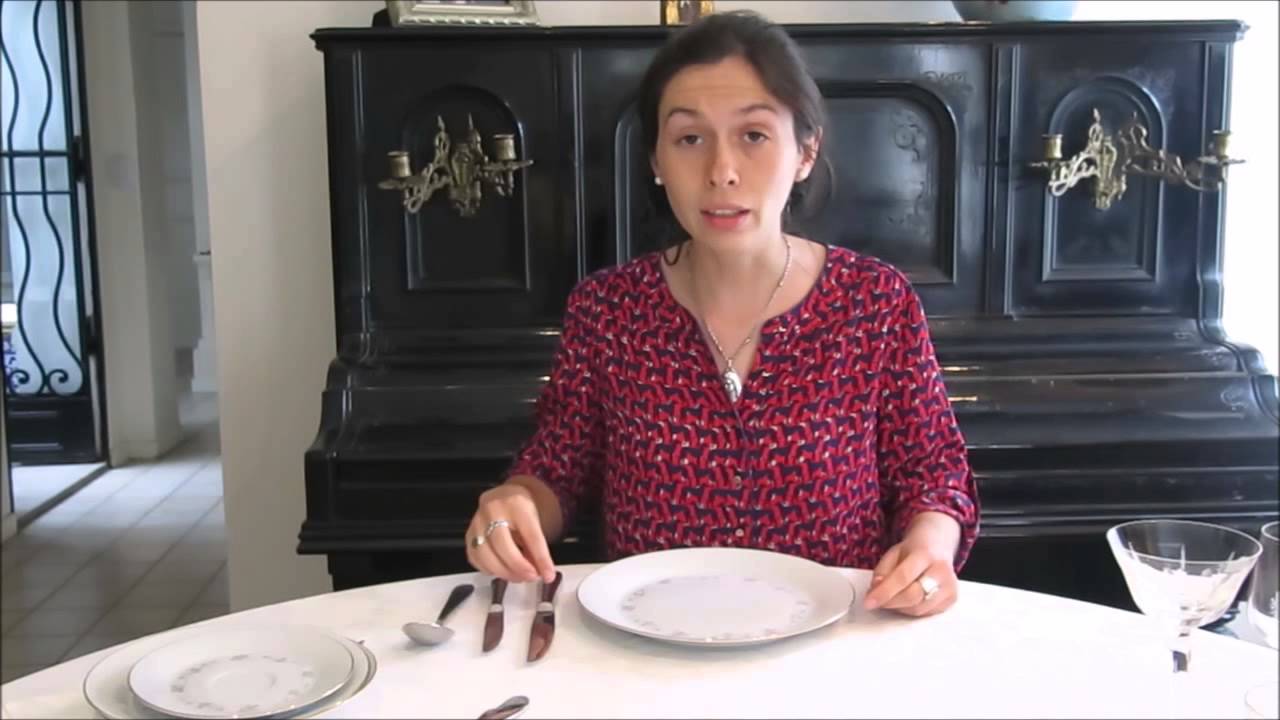 How to set a formal table - YouTube