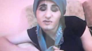 koca arayan genc kiz