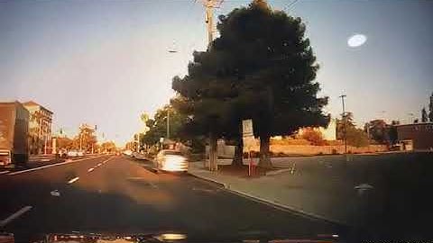 Part1:iZEEKER GD100 dash cam（https://amzn.to/3yq6EDL）