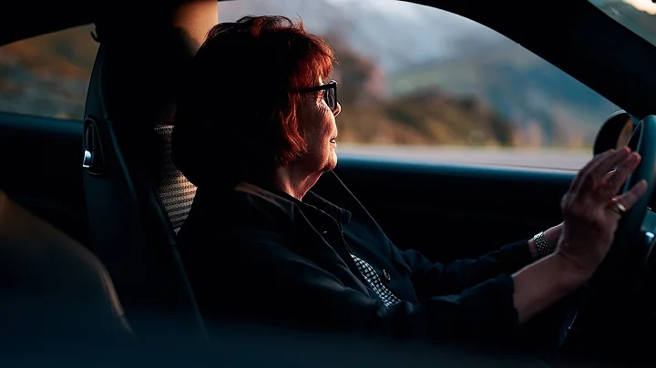 Susan Andrea Abegglen and her Porsche 911