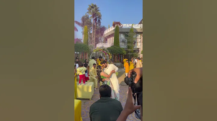 Haldi dress ideas for bride and groom| perfect match #wedding #bridegroom