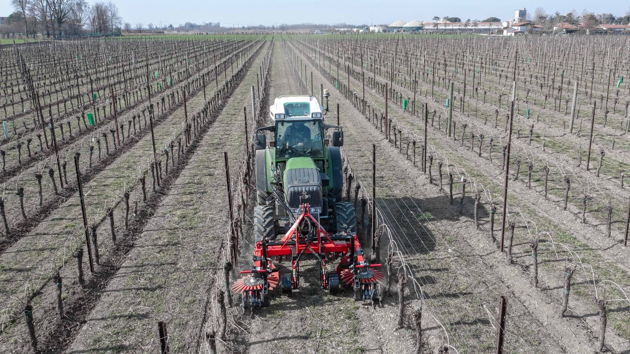 Rincalzatore veloce Rollhacke con livella di finitura | F.lli Drigo Bruno e Guy s.n.c.