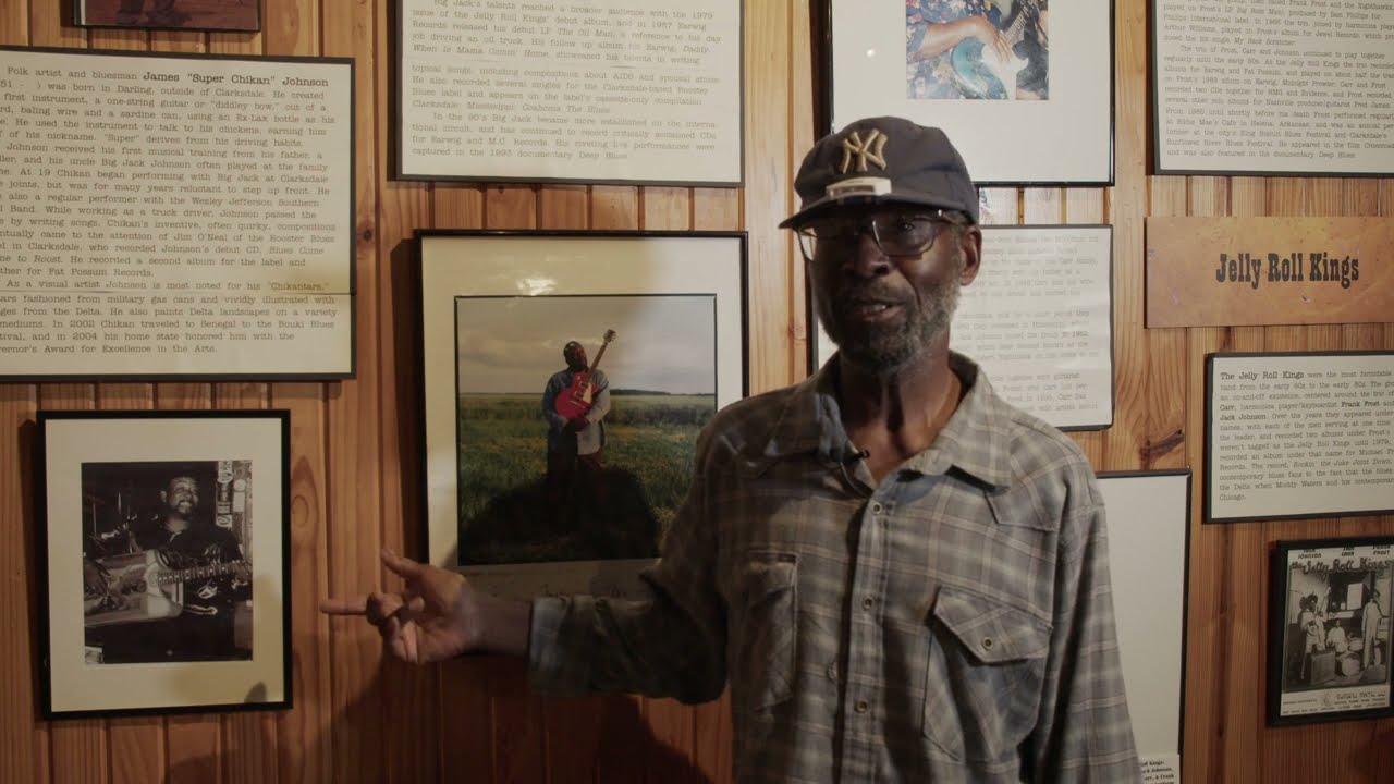 Andrew "Shine" Turner tours Jelly Roll Kings Exhibit - Delta Blues Museum