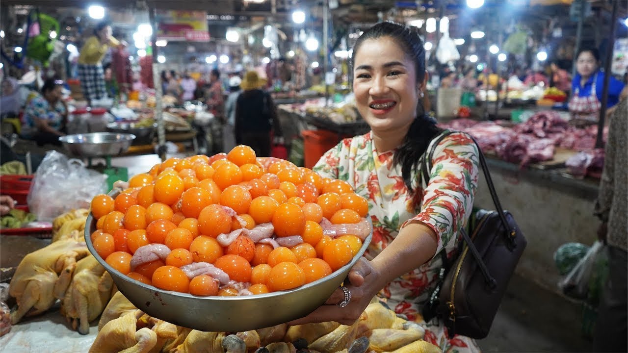 Street Food Style Chicken Egg & Ovary Rice Porridge | Traditional Market Cooking Show