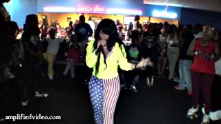 Tiffany Foxx - On Set