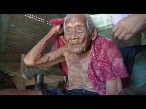 146 წლის ინდონეზიელი მოხუცი სიდომეჯო შესაძლოა გინესის რეკორდებში მოხვდეს