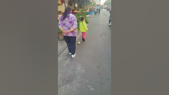 This is the weirdest thing I've seen so far in China 😂