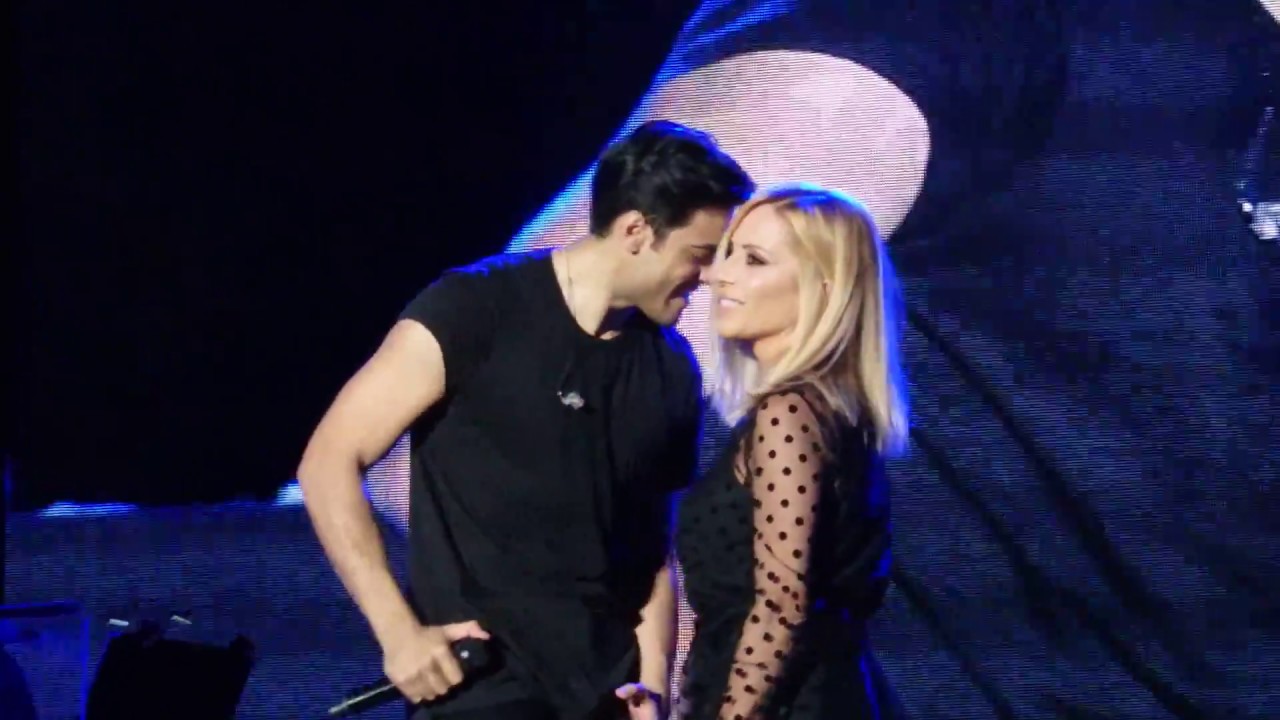 02.09.2017 Madrid - Carlos Rivera & Marta Sanchez, 21 días (HD)