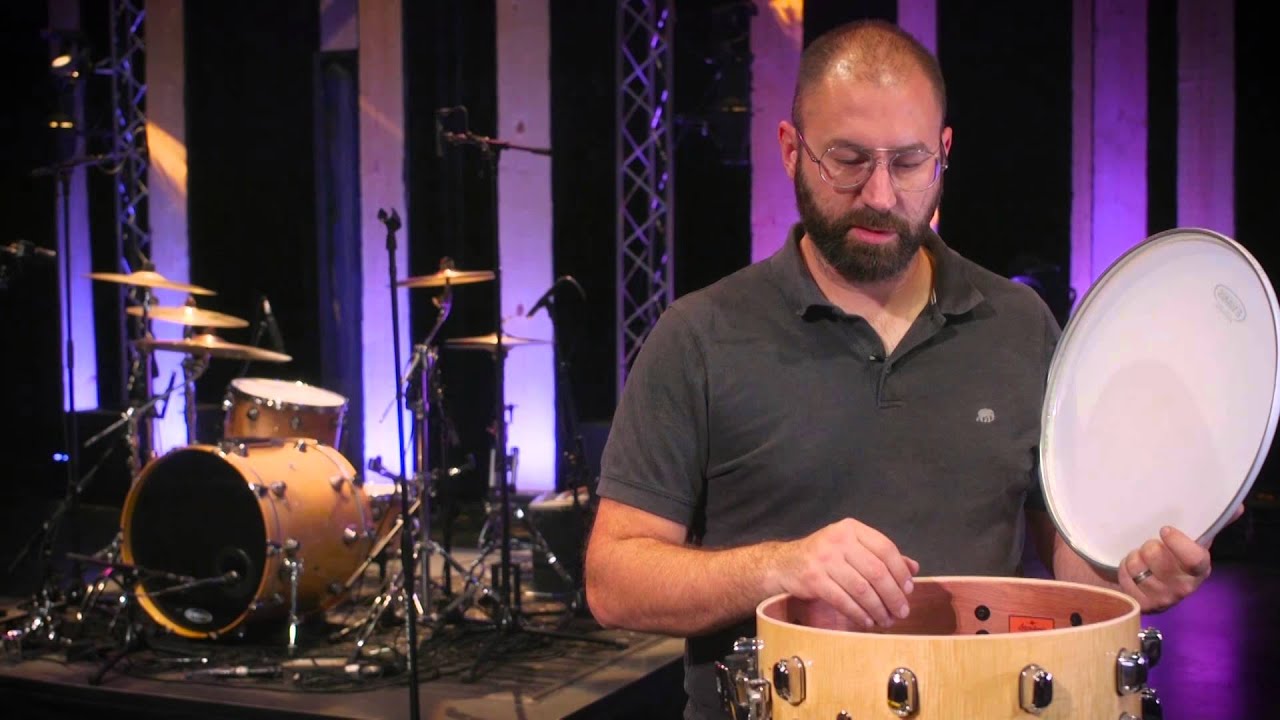 Tuning a Snare Drum Pt 1 - Drum Tuning #11 - YouTube