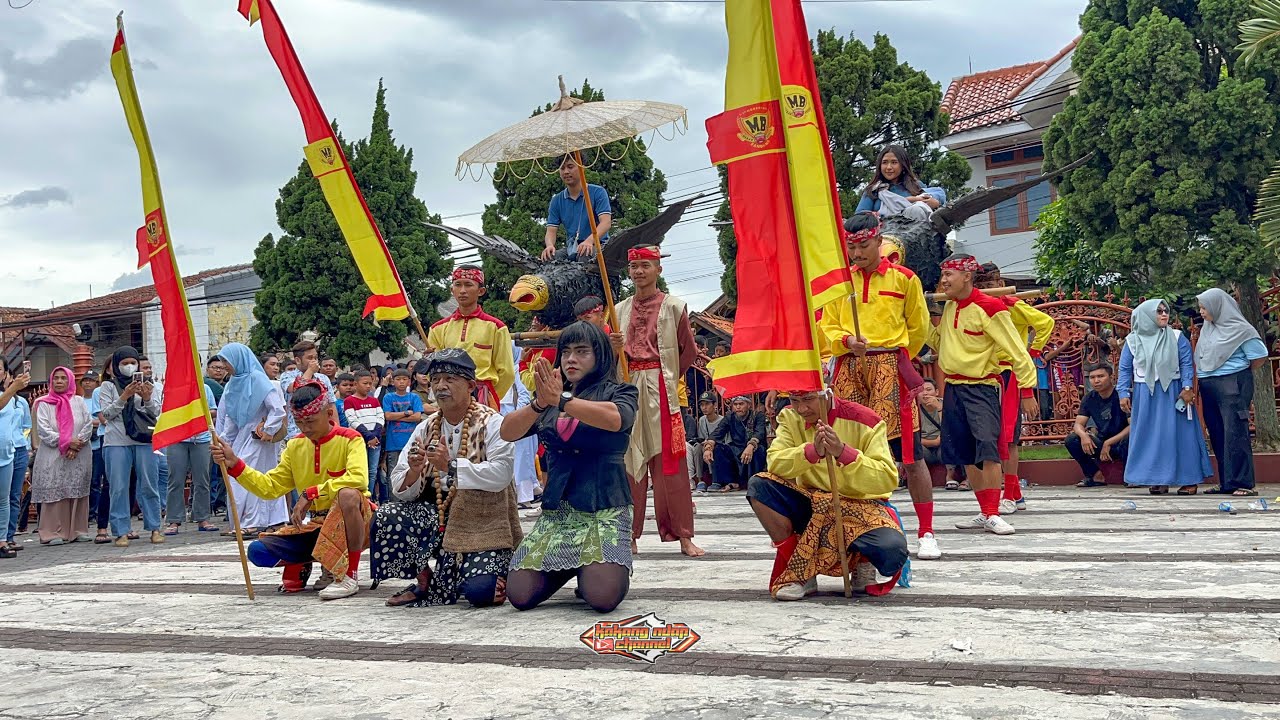 Upacara Adat Ambu Dan Abah Seni Benjang Mekar Budaya | Cipadung Legit, Embah Jaksa