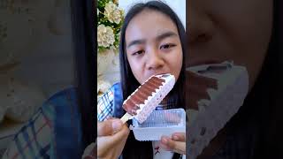 Riska Vlog Makan Es Krim Rasa Buah Strawberry Ada Tenge Tenge Sakura Horor