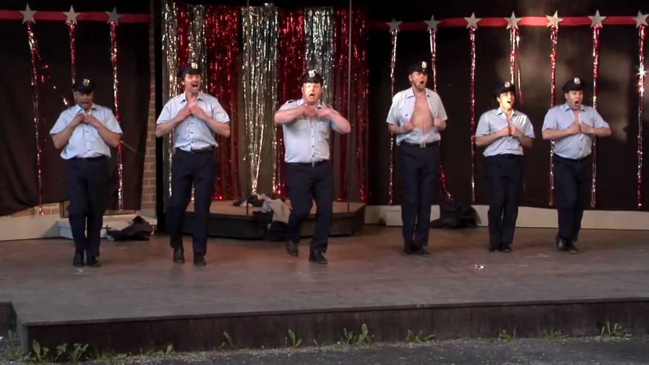 Housut pois - Samppalinnan kesäteatteri