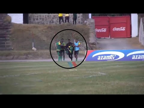 ALICHOFANYIWA MAYELE SIKU YAKE YA KUZALIWA ABEBWA JUU JUU MAWE YAMUOKOA 