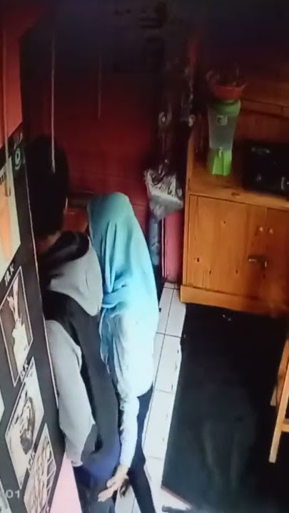 Maling hp gagal karna di grepe si kerudung biru