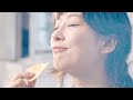 水川あさみのポテチを堪能する素の表情、関西弁も／湖池屋PURE POTATO じゃがいも心地CM+メイキング
