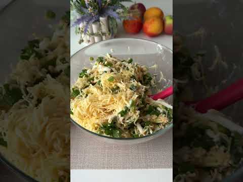 ЛУЧШЕ ПИРОЖКОВ с луком и яйцом 🔥 БЫСТРЫЙ и ВКУСНЫЙ завтрак 😍 #вкуснопростобыстро #рецепты #shorts