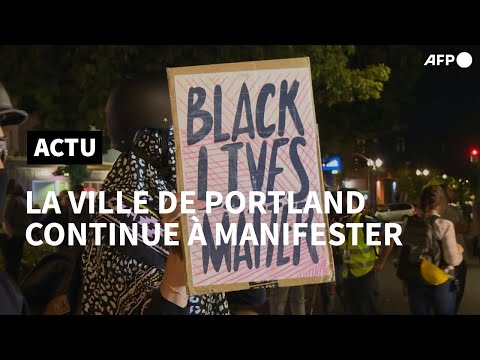 Vidéo: Regardez: Cette Manifestation BlackLivesMatter S'est Transformée En Un Barbecue Avec La Police