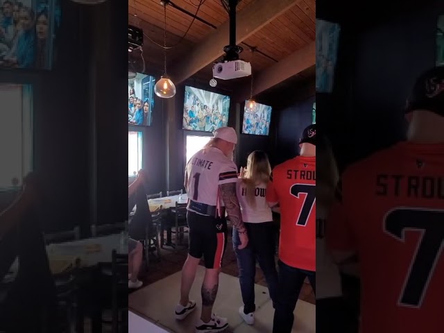 Ambientazo, Ultimate Fan delos Texans en...... Arandas Sports Bar