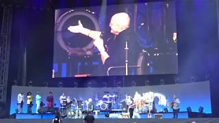 Phil Collins proudly introducing Nicholas Collins - Berlin 2019 live!