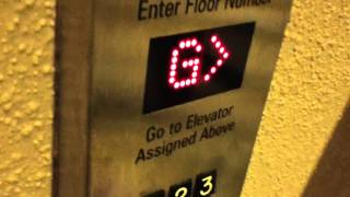 New York, NY: Westinghouse Traction Elevators (Schindler Mods) @ Marriott Marquis (10:15pm Run)