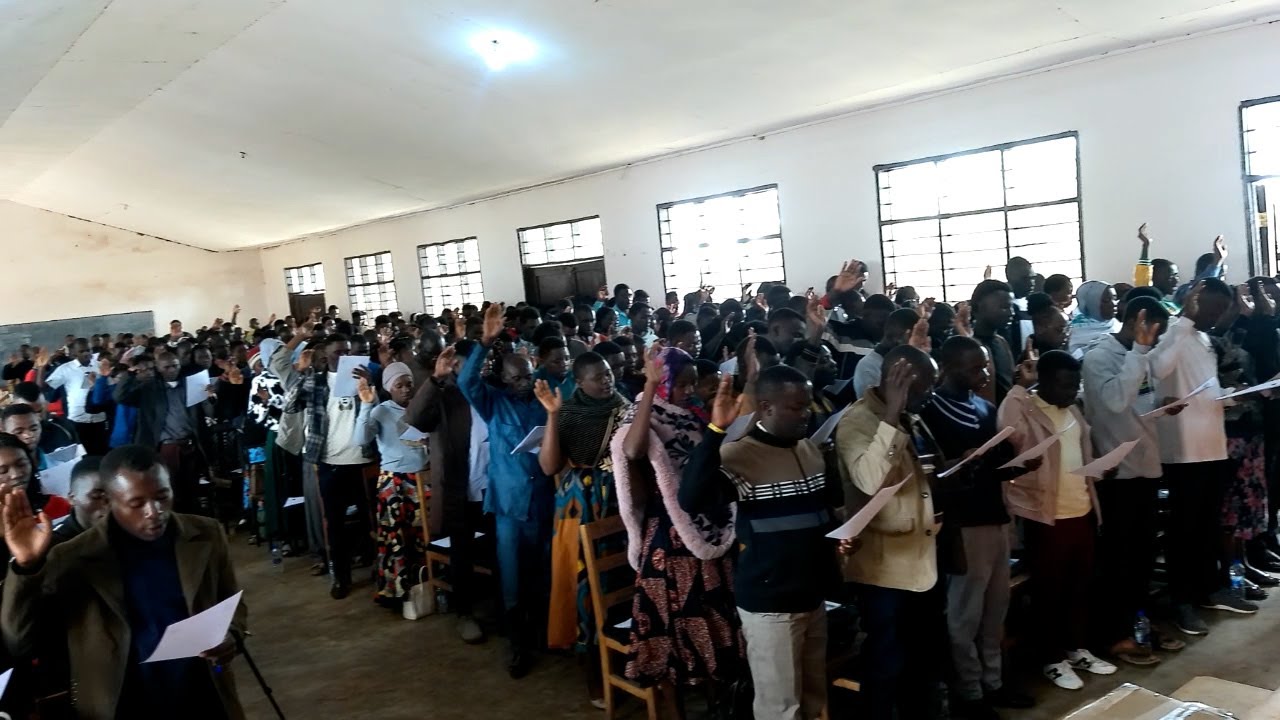 MAKARANI  WAONGOZAJI WAPIGA KURA NGARA, WAPIGWA MSASA KUELEKEA UCHAGUZI MKUU