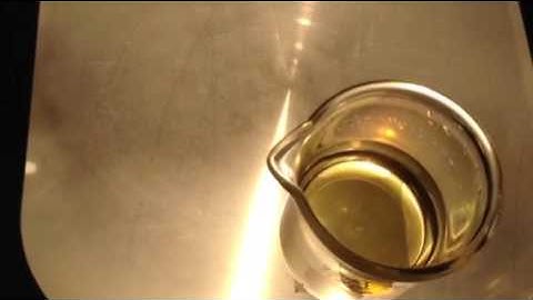 Polarized Light and Color