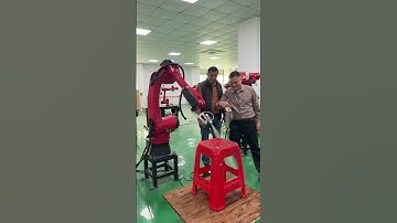 Spray robot arm span 1.5m and load 10kg. #industrial robot #six-axis robot #factory