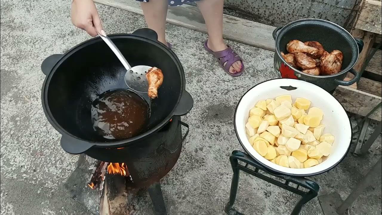 Курица с картошкой в казане на костре. Электронный казан для курица. Живая курица казан место. Копа еда.