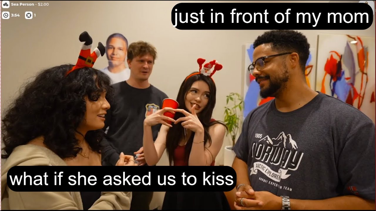 Ник просит Цинну притвориться его девушкой