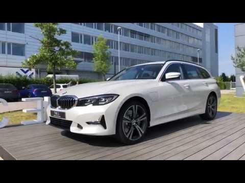 2019-bmw-3-series-touring--walkaround