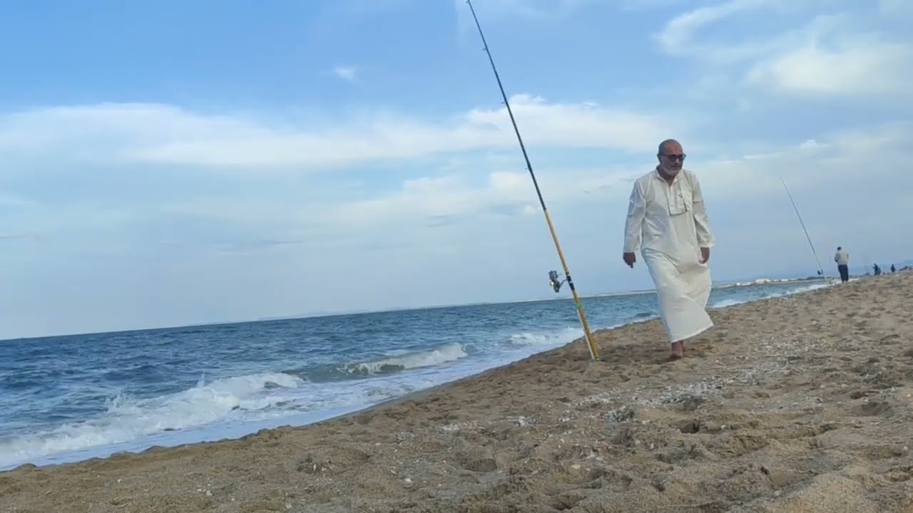 خرجة صيد قصيرة لشاطئ حي سالم ، حصيلتها سمكة الإيطوال الصغير Palomine ,هذه السمكة  تكرهك في الصيادة