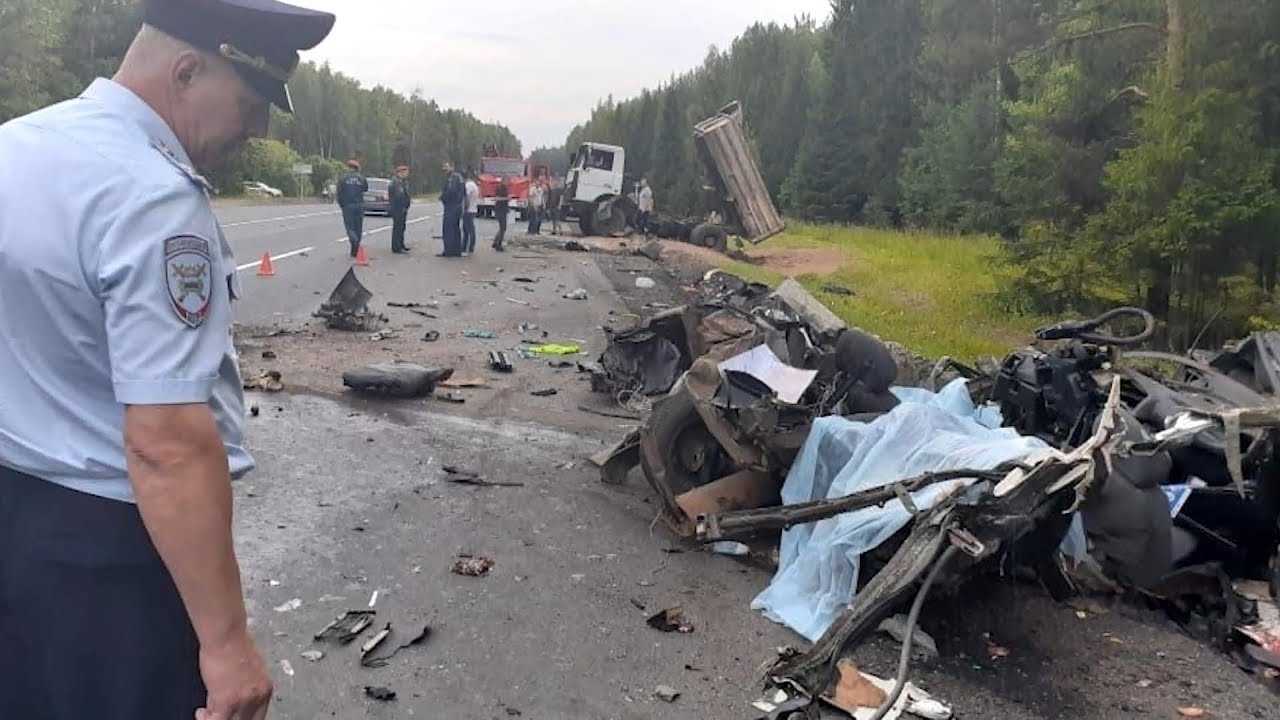 Страшное ДТП на трассе Иваново-Кострома: два человека погибли