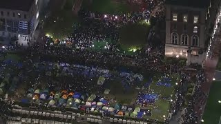 Columbia University gives protesting students deadline to remove encampment