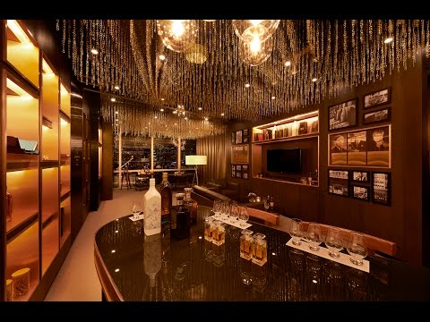 inside-singapore's-'invite-only'-johnnie-walker-whisky-room-|-cnbc-international