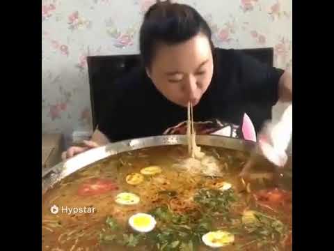 cewek rakus makan banyak - YouTube