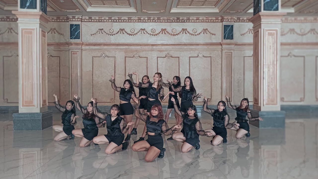 IZ*ONE (아이즈원) - 환상동화 (Secret Story of the Swan) Dance Cover by Staravia from Indonesia IZ*ONE (아이즈원) - 환상동화 (Secret Story of the Swan) Dance Cover by Staravia from Indonesia