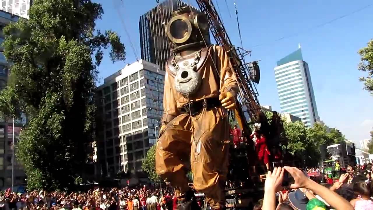 Tío escafandra, el tío de la pequeña gigante (en HD)