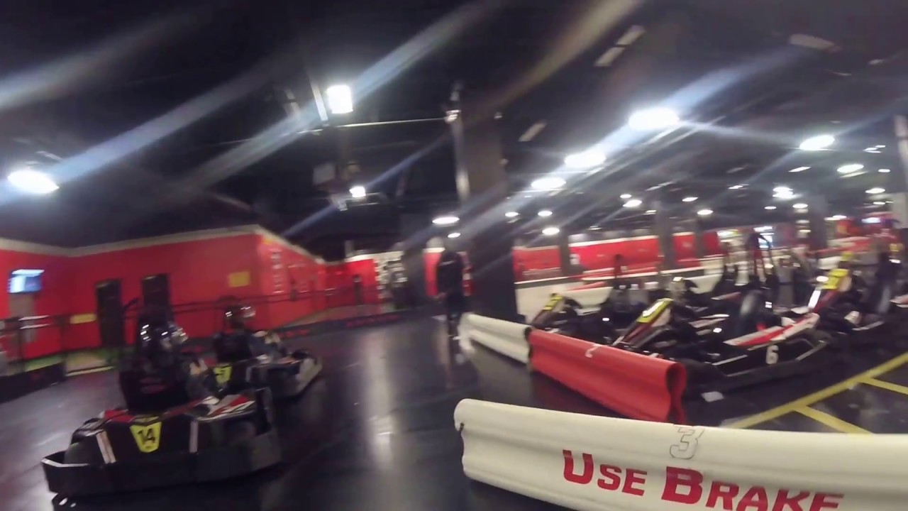 Autobahn Indoor Speedway Palisades Mall Race "Guy drives straight into