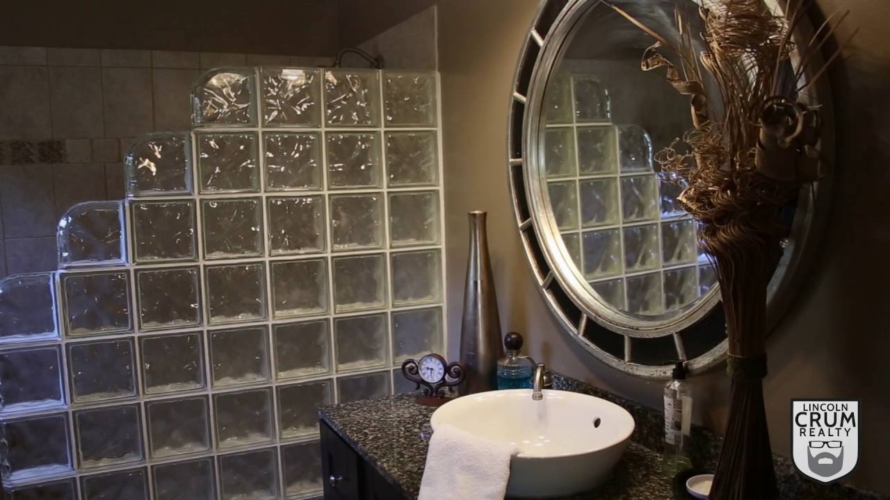 Riverfront Property For Sale! 5006 Upper River Road, Jeffersonville (Utica), IN. Lincoln Crum Realty