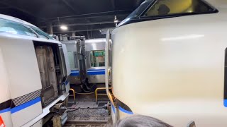 【特急サンダーバード】681系と683系の連結《金沢駅》