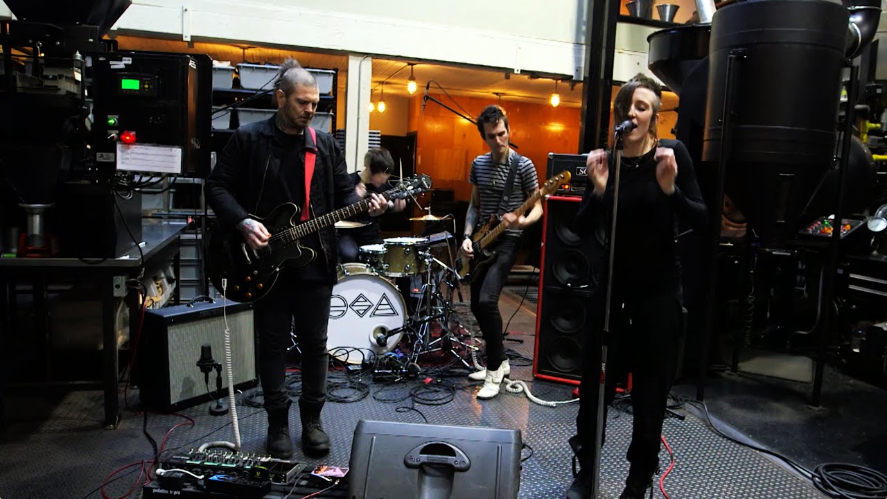 Ever So Android "Leash" | Sounds by the Sound