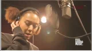 [MelOn] 'Angel' - Yoon Mirae, Tiger JK e Bizzy no estúdio