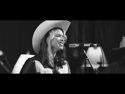 Hesitation Blues / Live at the Studio Nashville / Sweet Megg
