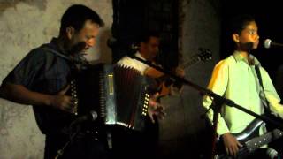 Video thumbnail of "LA SABANA NEGRA...HERMANOS APODACA (musica cristiana)"